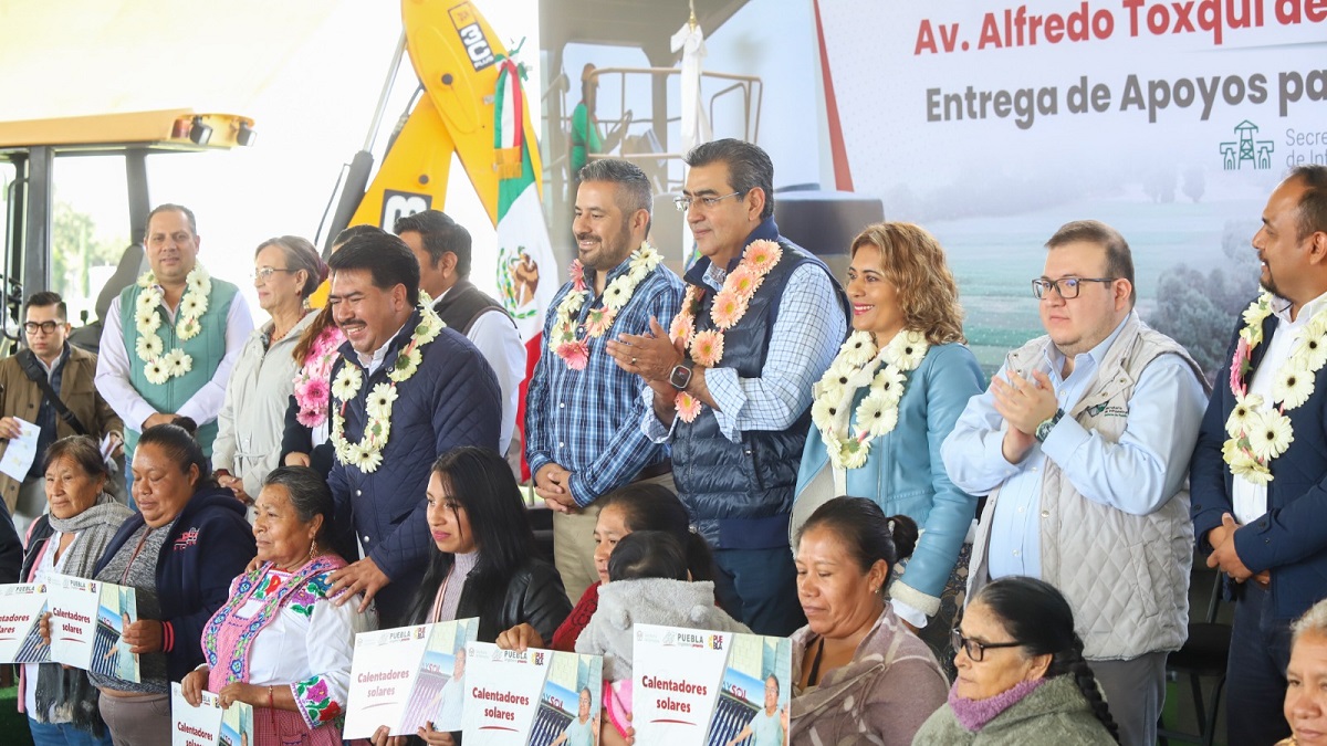 Inicio Ampliación Carretera Puebla-Canoa y Entrega de Apoyos del Bienestar