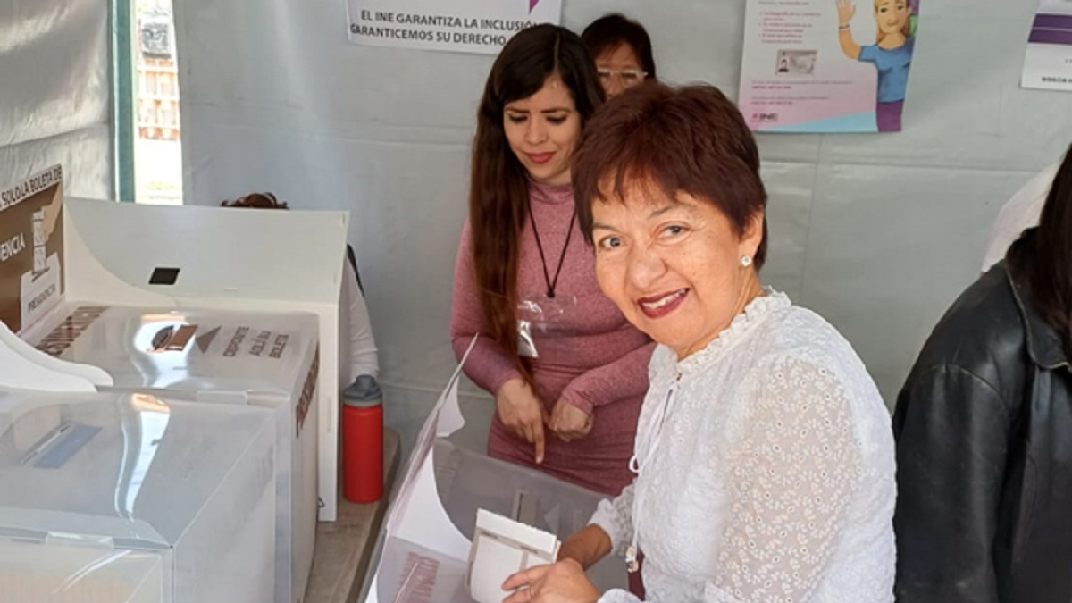 Rectora María Lilia Cedillo invita a la sociedad a acudir a las urnas para decidir el rumbo del país