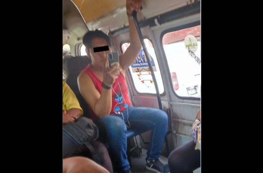  ¡Atención! Exponen a Depravado que Fotografía a Jovencitas en el Transporte Público de Puebla