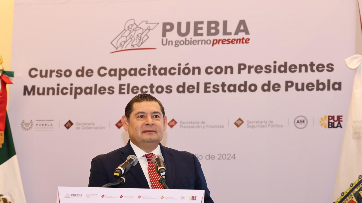 Armenta rescatará el Centro Estatal de Estudios Municipales para fortalecer el respeto a la ley y al marco jurídico