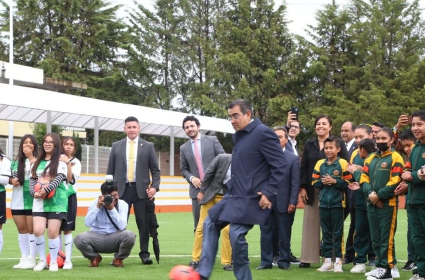  Cuenta Puebla con un gobierno estatal que contribuye en formación integral de jóvenes