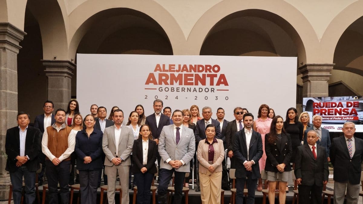 El comité de transición del gobierno electo presentó a 4 integrantes más