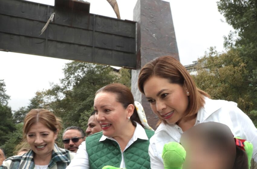  Entrega Gaby Bonilla apoyos a niñas, niños y personas con discapacidad en Teziutlán