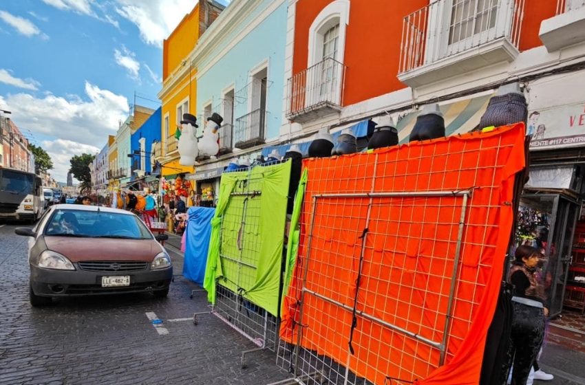  Gobernación municipal mantiene recorridos de ordenamiento comercial en el Centro Histórico