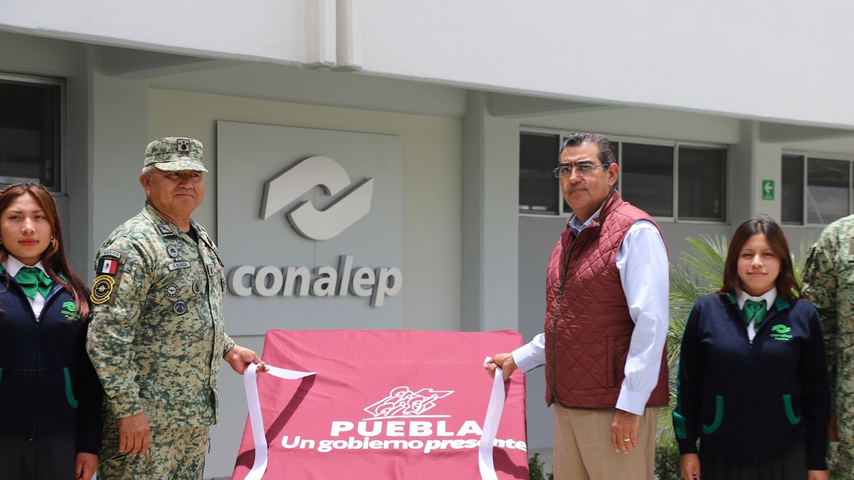 Inaugura Sergio Salomón Conalep plantel oriental; estudiantes contribuirán al desarrollo de sus comunidades