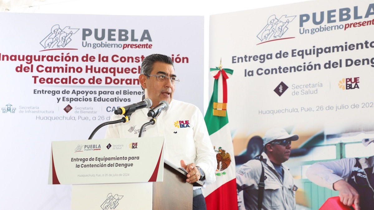 Las y los poblanos, el centro de las acciones gubernamentales en el estado: Sergio Salomón