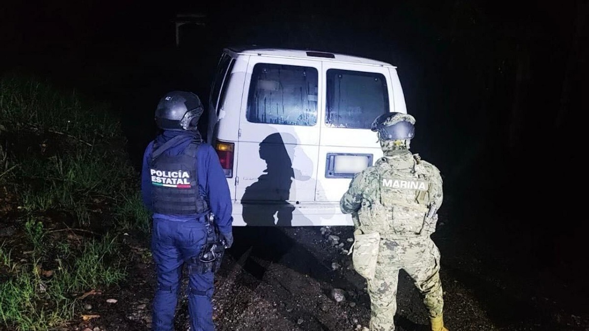 Recuperan SSP y SEMAR más de mil 100 litros de hidrocarburo presuntamente robado
