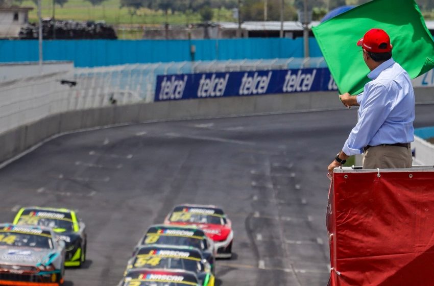  Sergio Salomón presidió banderazo de la sexta fecha de la Nascar México series