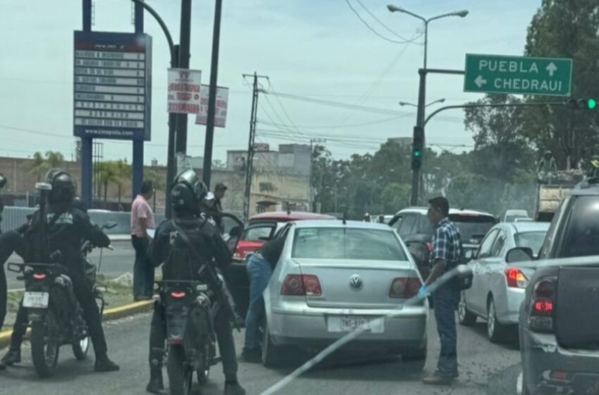  ALERTA Reportan balacera afuera de Plaza Cruz del Sur en Puebla; habría al menos un herido