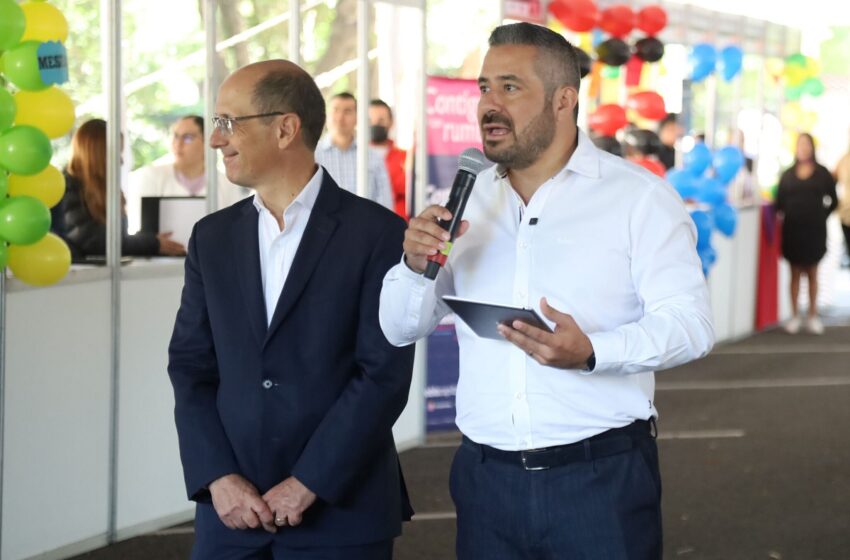  Adán Domínguez se reunirá con integrantes de CANACO tras reportar bajas ventas