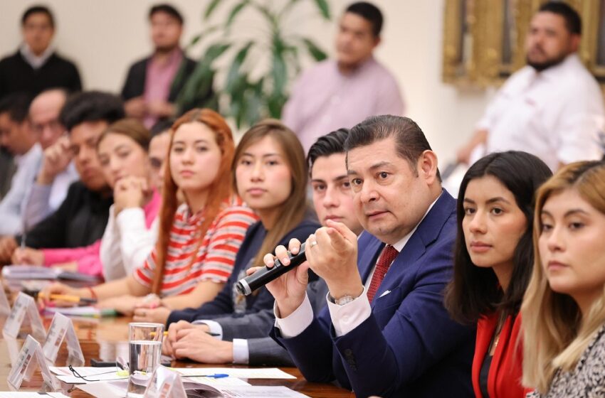  Armenta impulsa gobierno de las juventudes como agentes de la transformación