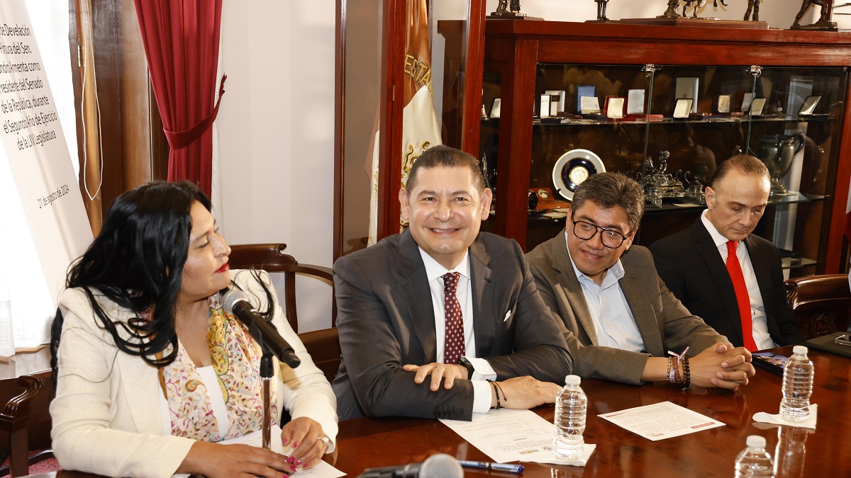 Compromiso y amor a la Patria, valores como presidente del Senado: Armenta