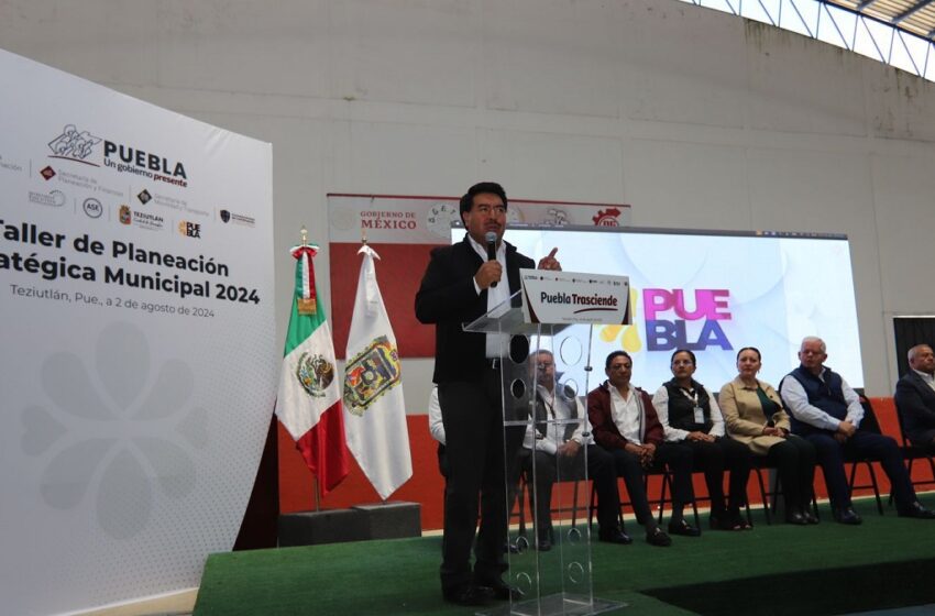  Con capacitación, gobierno estatal promueve paz social en Zacapoaxtla y Teziutlán
