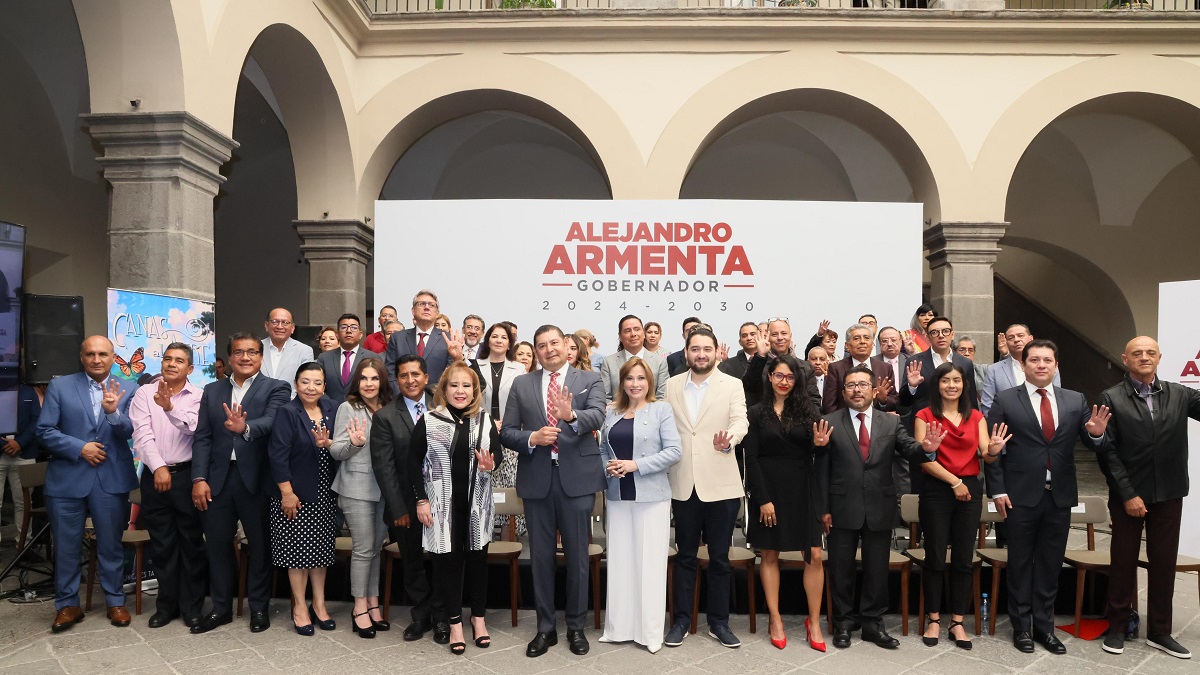 El gabinete debe comprometerse a trabajar con responsabilidad y amor por Puebla Armenta