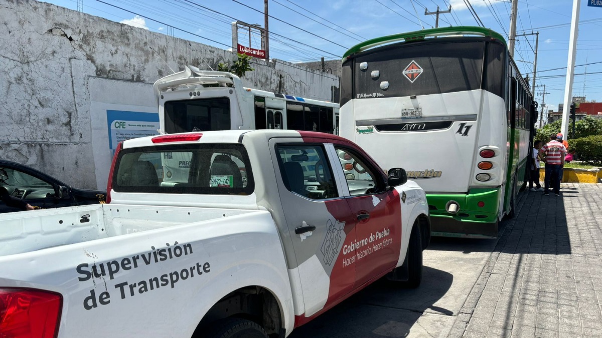 Garantiza gobierno estatal transporte público legal en Puebla