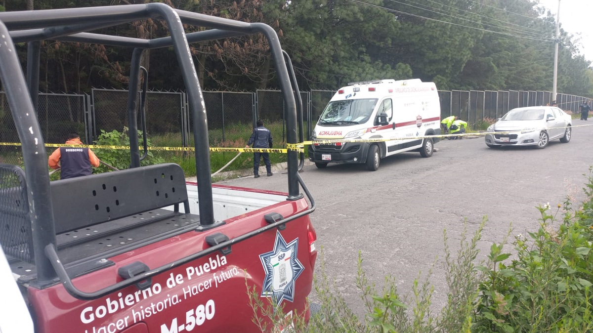 Hombre muere tras caer en alcantarilla sin tapa en Almecatla