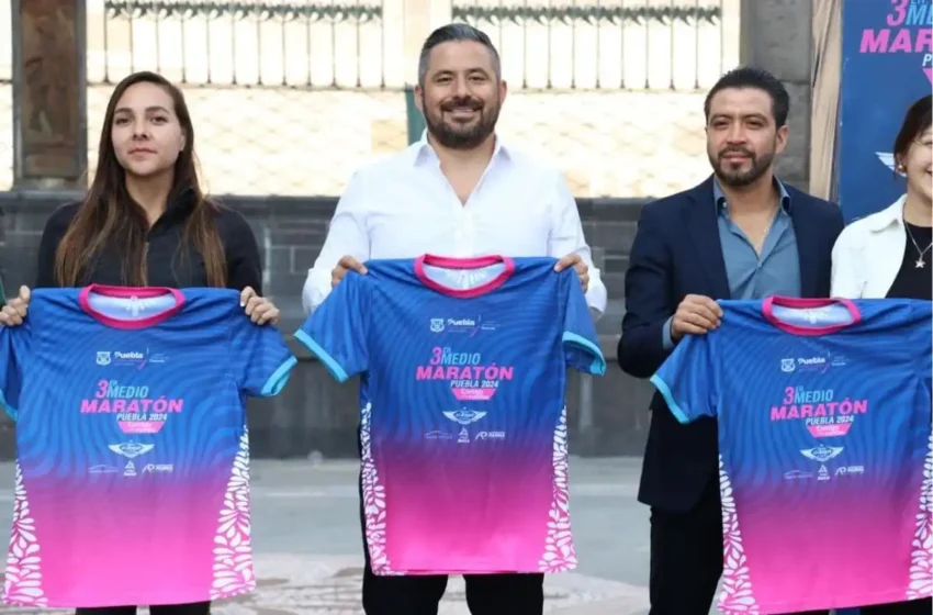  Presenta Ayuntamiento de Puebla playera oficial del tercer medio maratón