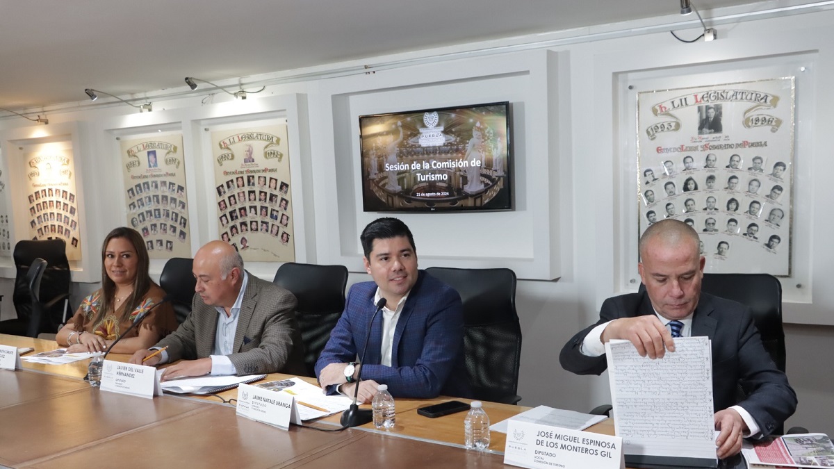 Presenta Comisión de Turismo Informe Anual de Trabajo
