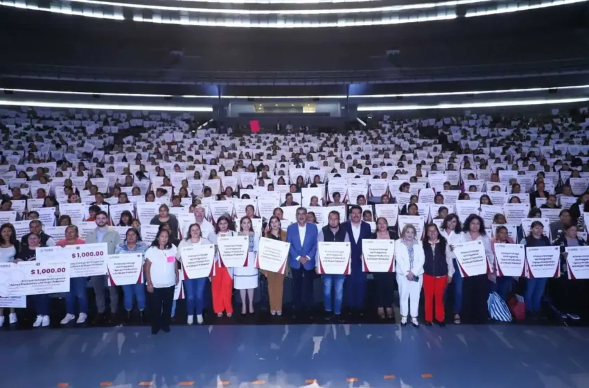  Realiza SEDIF primera entrega del Programa “Apoyo Productivo a la Mujer Poblana”
