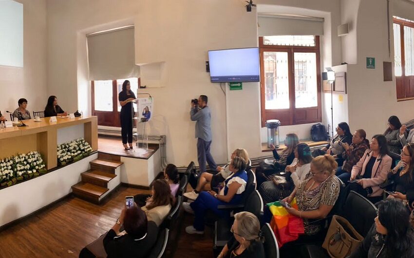  Rinde Congreso homenaje a Aurora Sierra por primer aniversario luctuoso