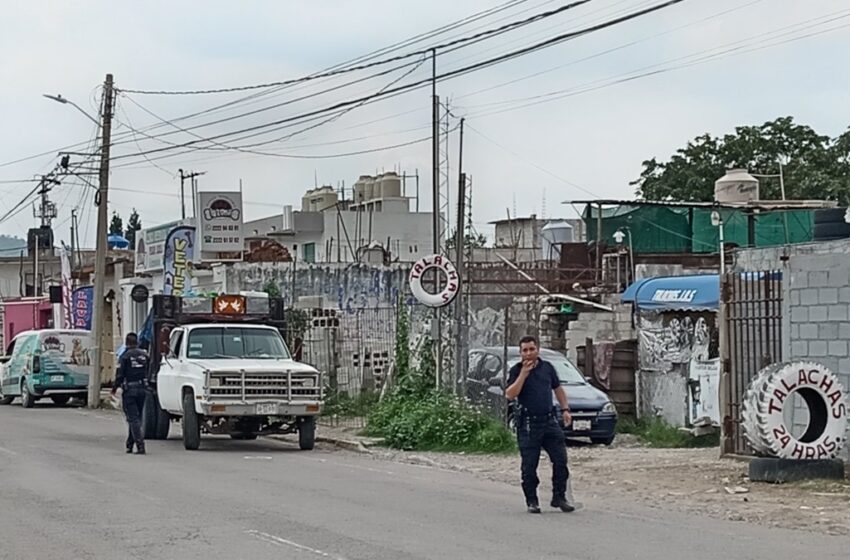  Impactante: Asesinan a balazos a un hombre dentro de su camioneta en Santa María Xixitla, San Pedro Cholula