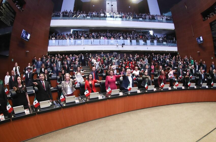  Rinden protesta en San Lázaro, 128 senadores y 500 diputados federales