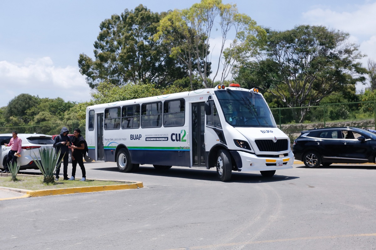 ¿Cómo llegar de CU a CU2 en trasporte público y cuánto tiempo me hago