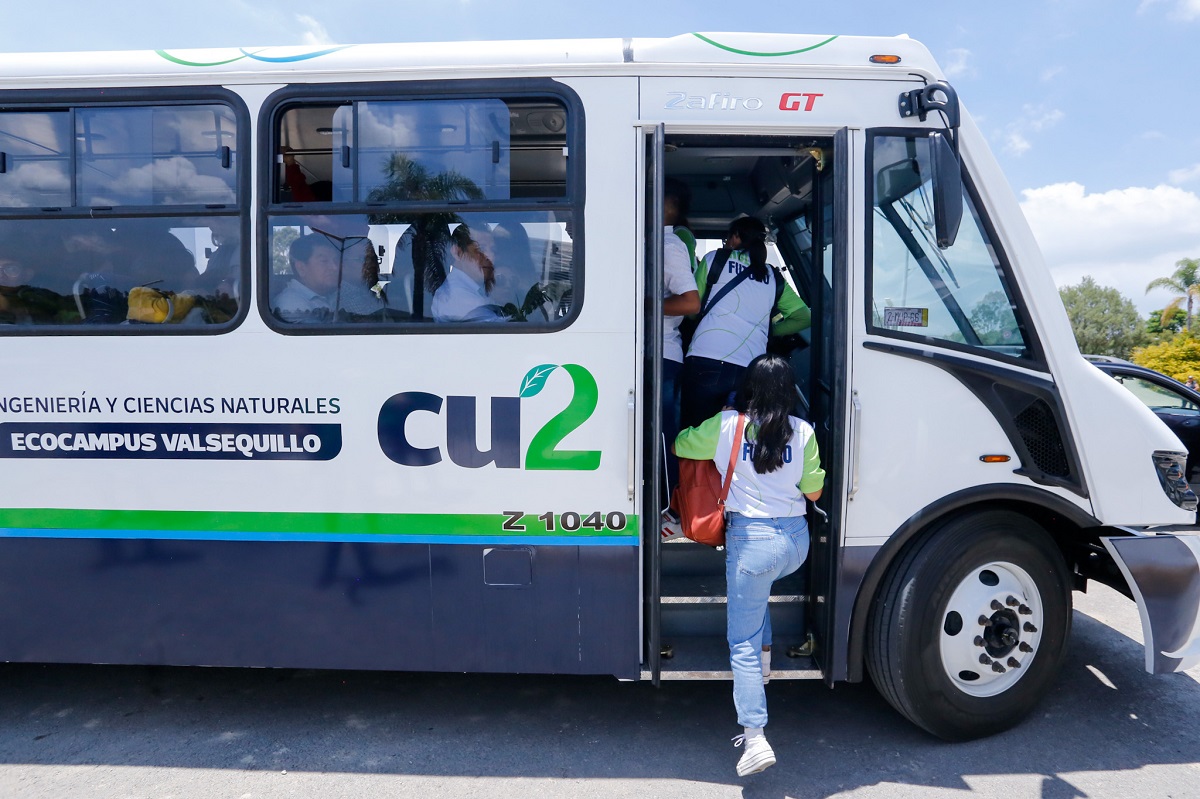 ¿Cómo llegar de CU a CU2 en trasporte público y cuánto tiempo me hago