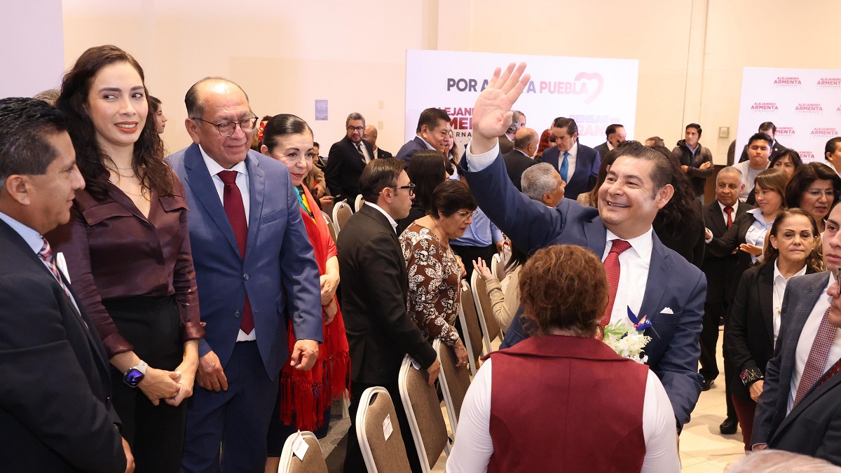 Alejandro Armenta fortalece la renovación administrativa y presenta la Ley Orgánica para el futuro de Puebla