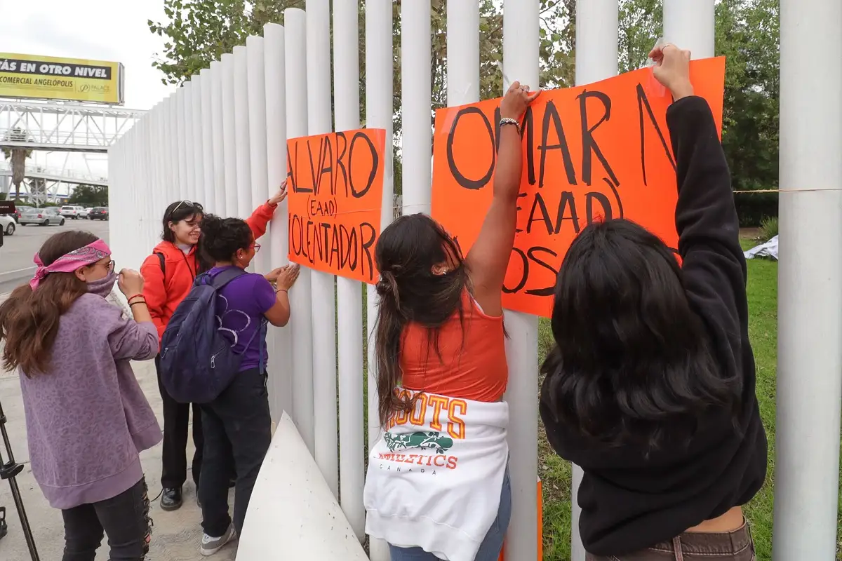 Alumnas y profesoras del Tec de Monterrey señalan a cuatro maestros y a un exalumno por acoso escolar