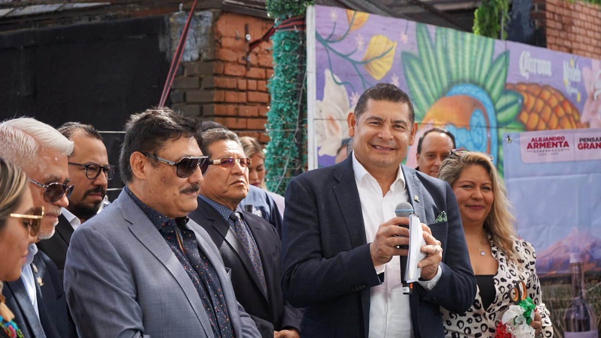 Anuncia Armenta 100 millones anuales para proyectos con migrantes poblanos