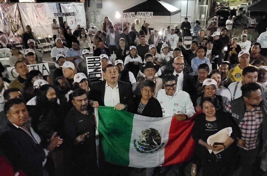  Armenta presenta nuevo esquema de “Mi Casa es Puebla” a comunidad migrante de California