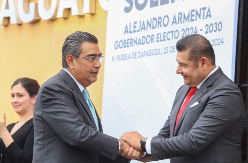  Coloca Sergio Salomón bando para dar a conocer a Alejandro Armenta como próximo gobernador de Puebla