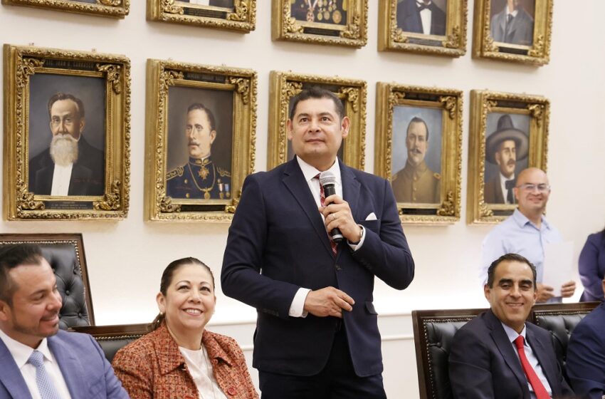  Compromiso y unidad: Alejandro Armenta y diputados de Puebla avanzan hacia una agenda común por el bienestar social