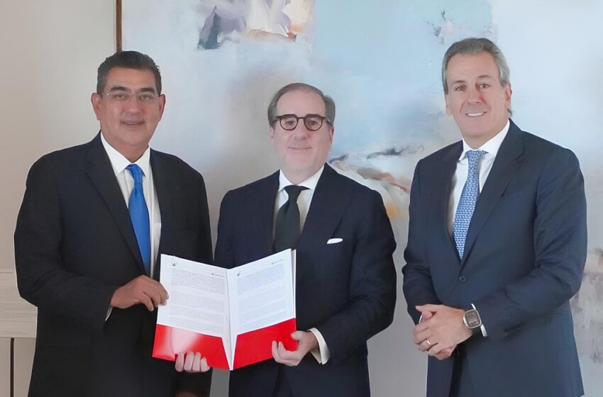  En España, gobierno estatal fortalece cooperación con empresas para consolidar economía poblana