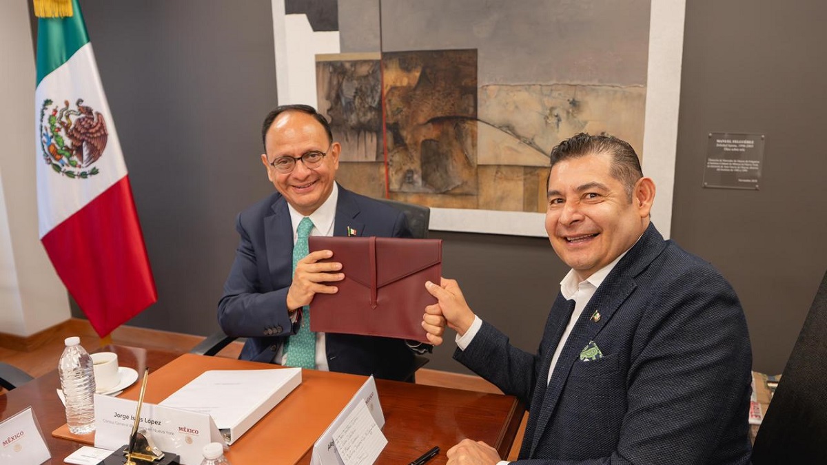 Gobernador electo Alejandro Armenta asegura colaboración con Universidad de Nueva York para beneficio de jóvenes poblanos