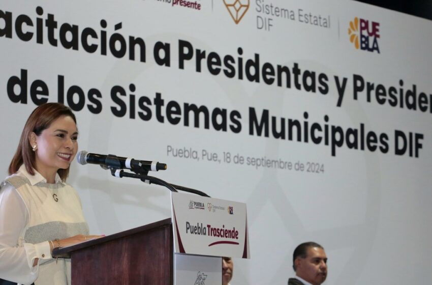  Preside Gaby Bonilla capacitación a presidentas y presidentes entrantes del SMDIF