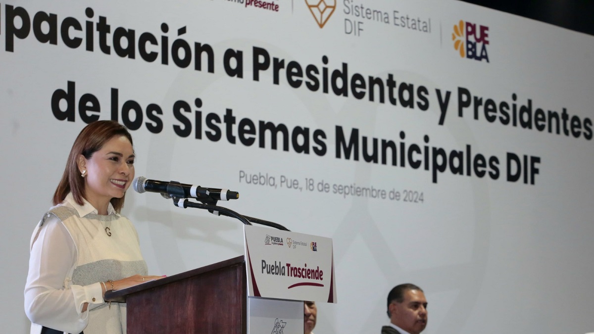 Preside Gaby Bonilla capacitación a presidentas y presidentes entrantes del SMDIF