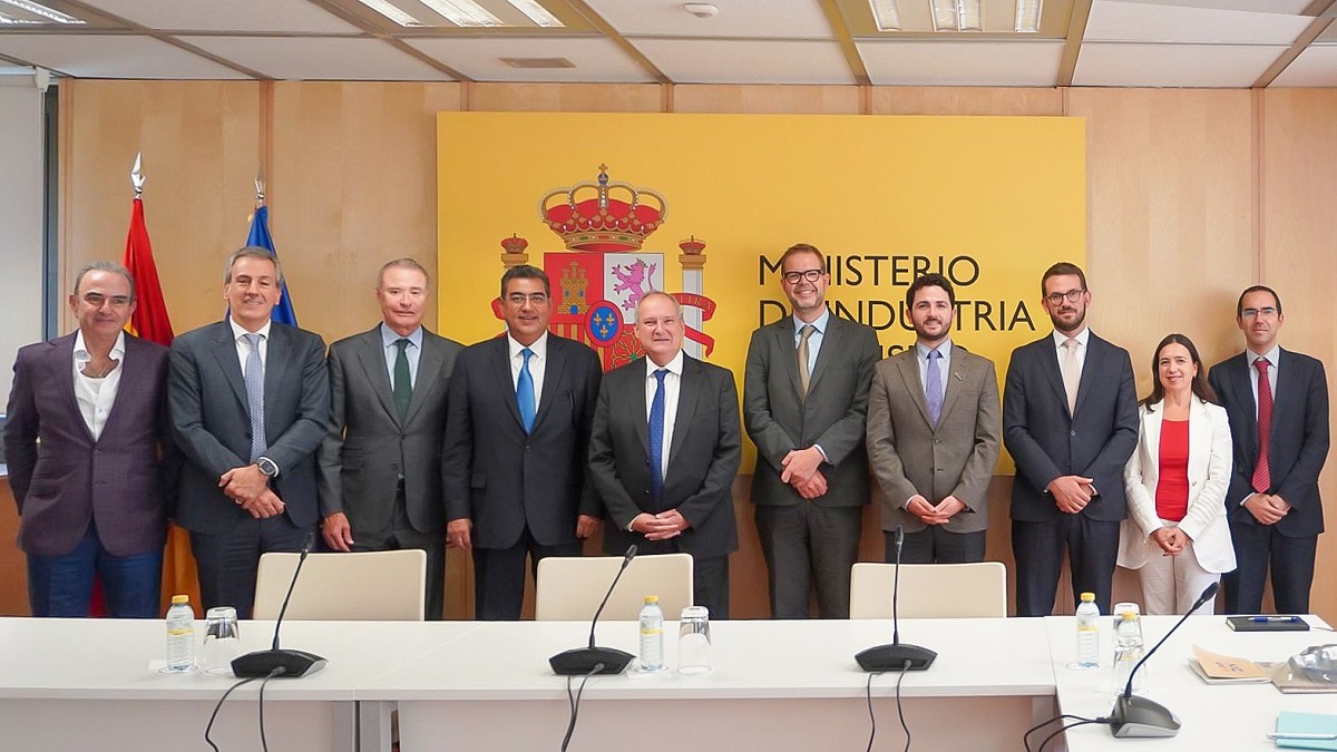 Puebla y España acuerdan fortalecer su potencial turístico e industrial
