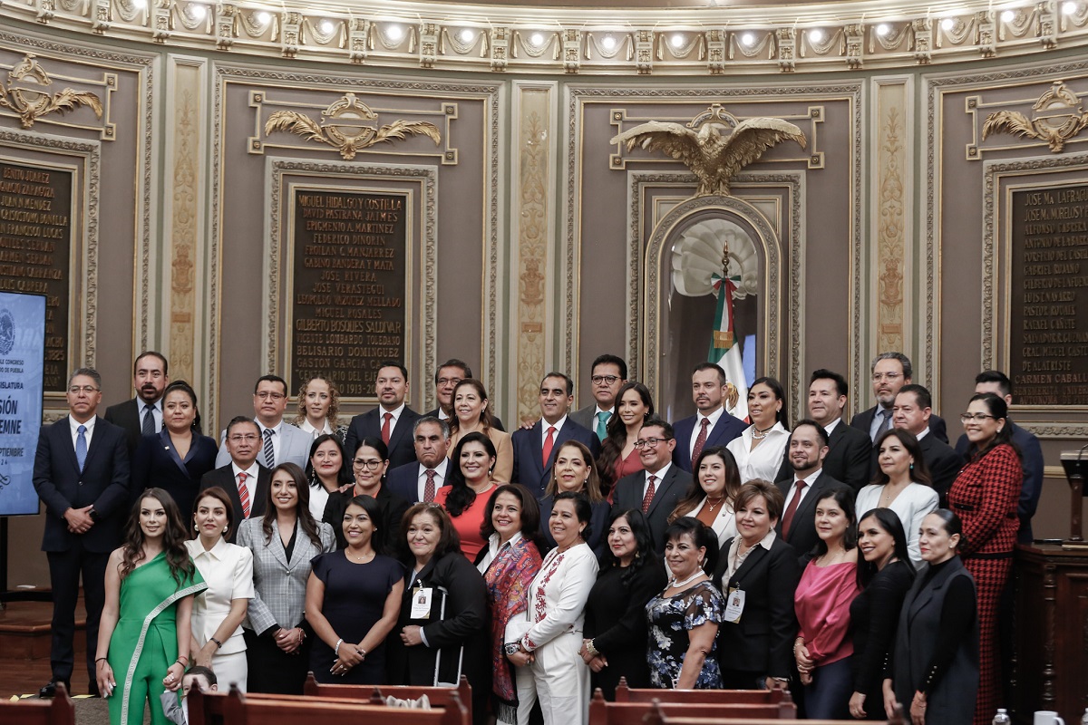 Rinden protesta los nuevos diputados de Puebla para la legislatura 2024-2027