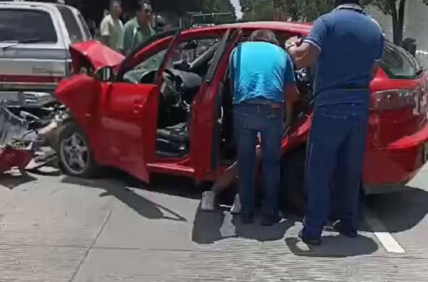  Fuerte VIDEO Choque en Avenida 11 Sur deja varios heridos cerca del Panteón Municipal