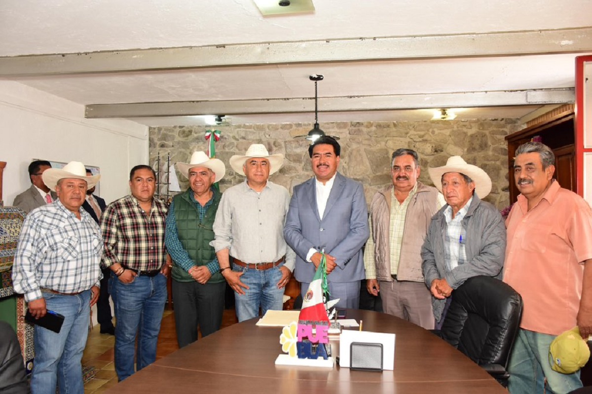 Segob acuerda el retiro del plantón de cebaderos en Heineken de Lara Grajales