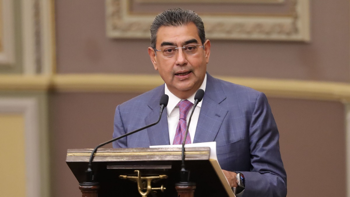 Sergio Salomón agradece a diputados por designarlo gobernador al despedir legislatura