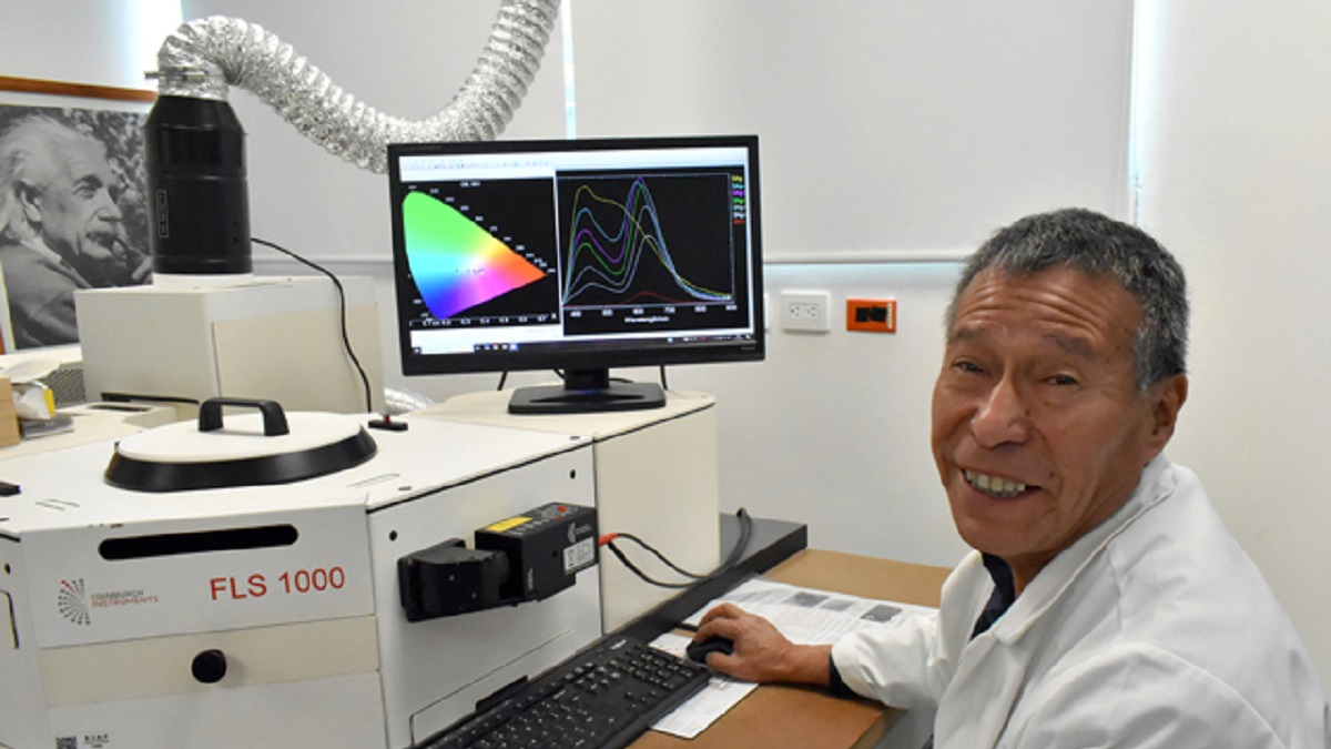 Académico BUAP recibe Premio a la Mejor Investigación Experimental “Francisco Javier Espinoza”