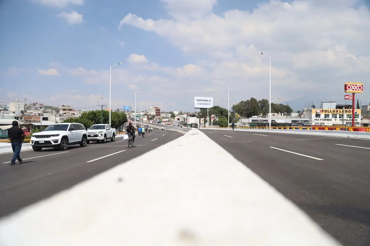 Así se ve el Paso Superior Vehicular Central de Abasto (+FOTOS)