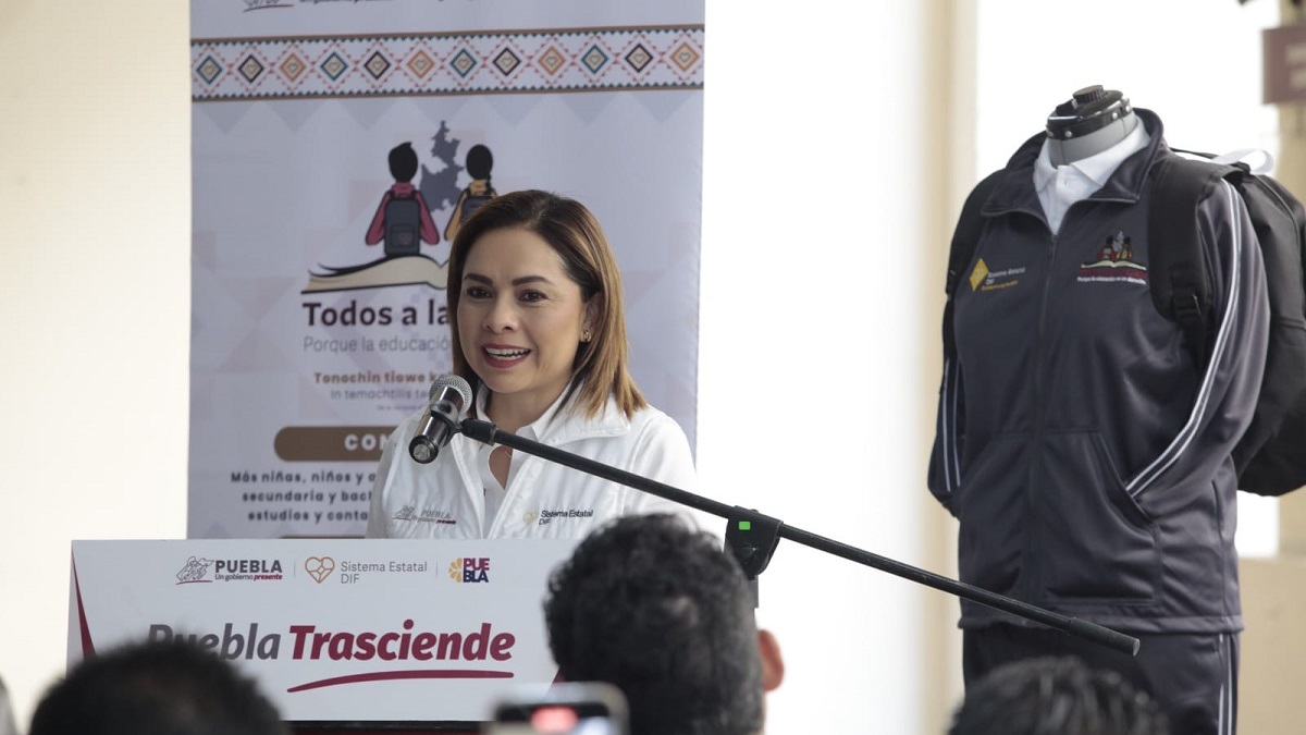 Beneficia SEDIF a niñez y juventud indígena con “Todos a la Escuela”