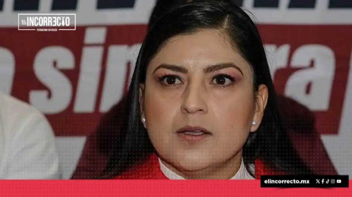 Claudia Rivera se baja de la contienda por la dirigencia de Morena
