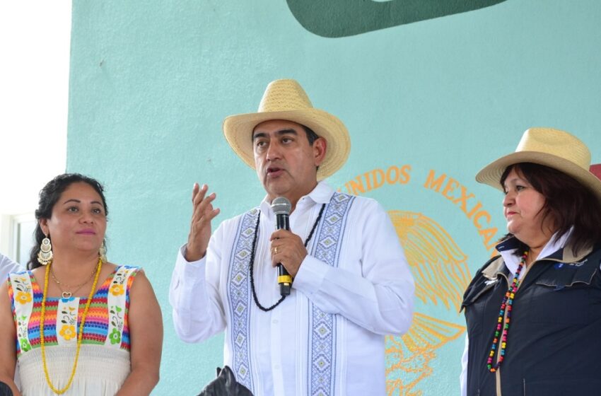  Con construcción de centro de salud, gobierno de Sergio Salomón promueve la igualdad