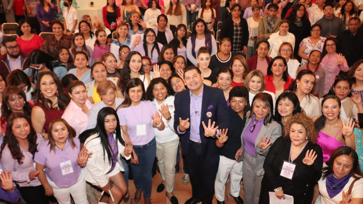 En Puebla se respeta la igualdad y la inclusión de las mujeres: Armenta