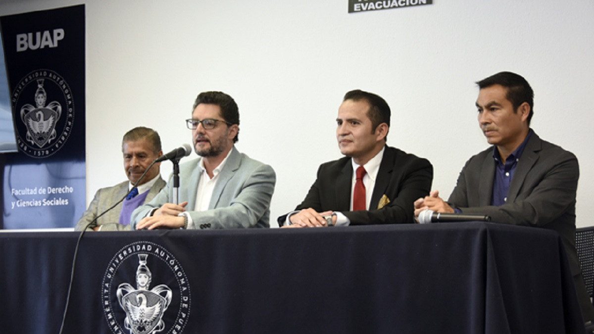 En la BUAP se celebran 25 años de formar profesionales competentes en Relaciones Internacionales